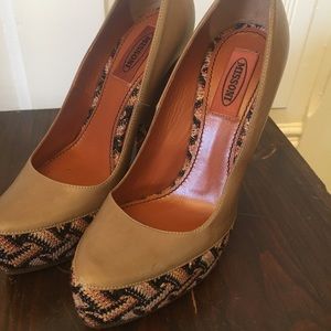 Missoni size 7 leather pumps